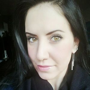 Meet your Posher, Francesca